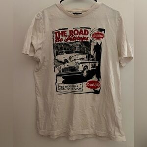Vintage-Inspired White Graphic Tee
